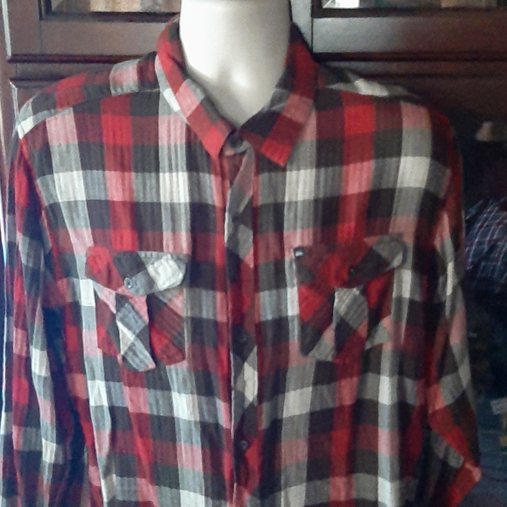 Men's shirt